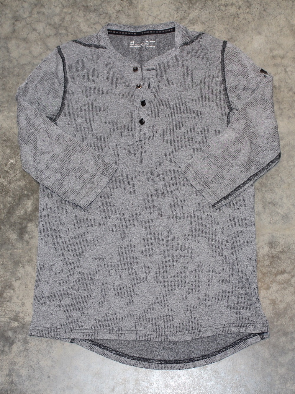 Under Armour Men's Long Sleeve Henley in Heather Gray